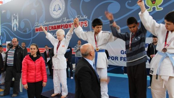 GAP Görme Engelliler Ortaokulu´nun Türkiye Çapında Judo Başarısı