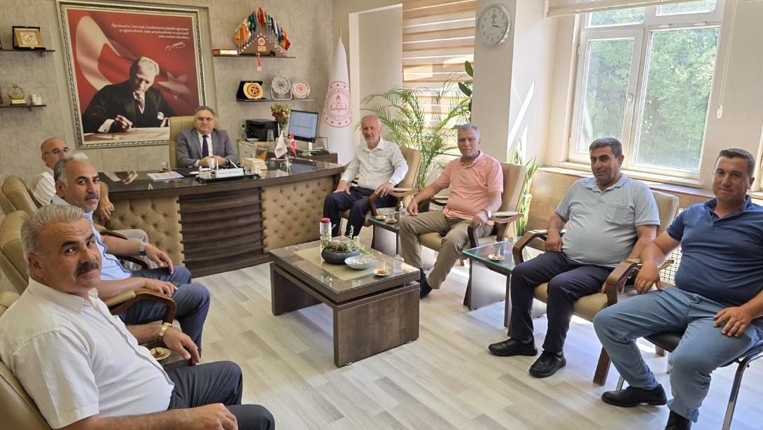 GAZİANTEP BÜYÜKŞEHİR MUHTARLAR DERNEĞİ YÖNETİM KURULU ÜYELERİNİN ZİYARETİ